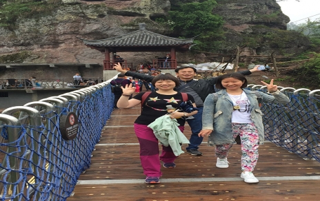 提高企業(yè)凝聚力，員工活動開展豐富多彩