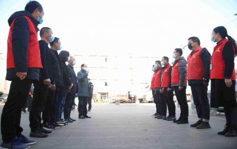 迎霜斗雪保供應，這里的人兒格外勤樸