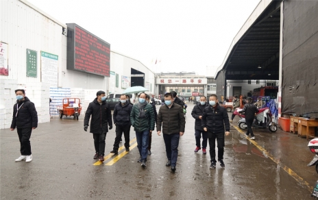 市發(fā)改委、經(jīng)開區(qū)管委會等上級有關部門領導帶隊檢查市場保供工作